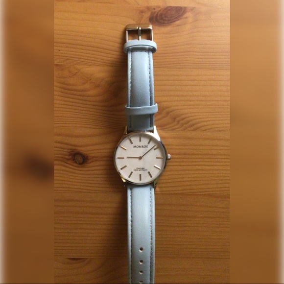 MONROÉ blue watch - Picture 1 of 9